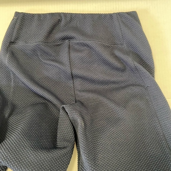 Abercrombie & Fitch blue waffle weave pants medium but running small - Picture 4 of 4